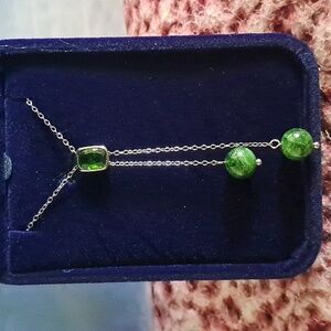 Chrome Diopside Lariat Necklace 18" In Rhodium Over 925 Sterling Silver
